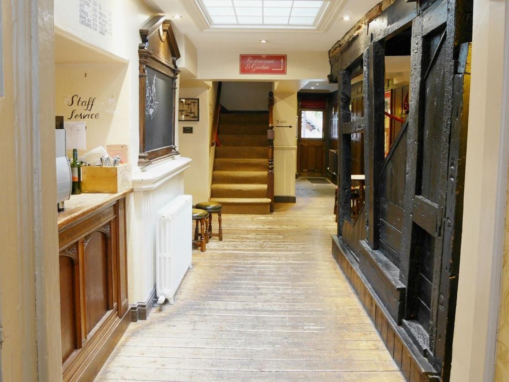 The Angel In Wootton Bassett Hotel Royal Wootton Bassett Luaran gambar